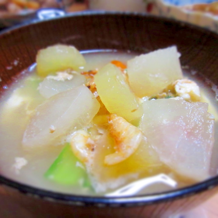 ヤーコンと桜海老の味噌汁